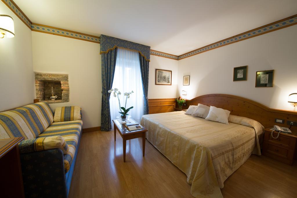 Hotel Locanda Al Pomo D'Oro Cividale del Friuli Værelse billede